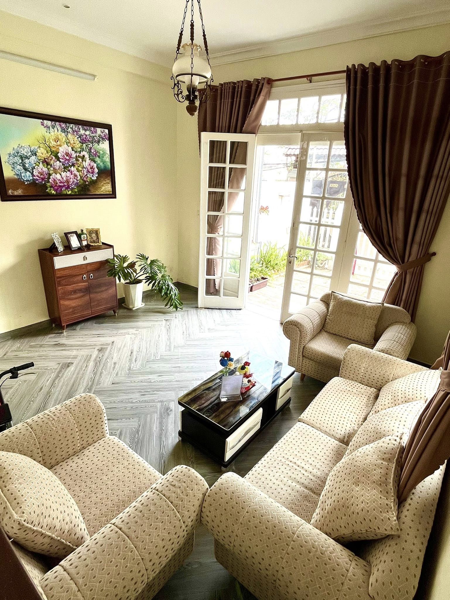 Giảm giá Bán gấp Homestay đang cho thuê nguyên căn đường Mai Hắc Đế, Đà Lạt giá chỉ 6.9 tỷ 2