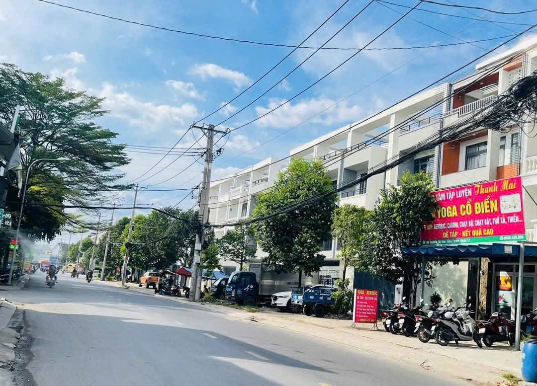 MẶT TIỀN NGUYỄN THỊ BÚP (TCH02 CỦ), QUẬN 12 NHÀ 8X36M, KẾ HIỆP THÀNH CITY 3