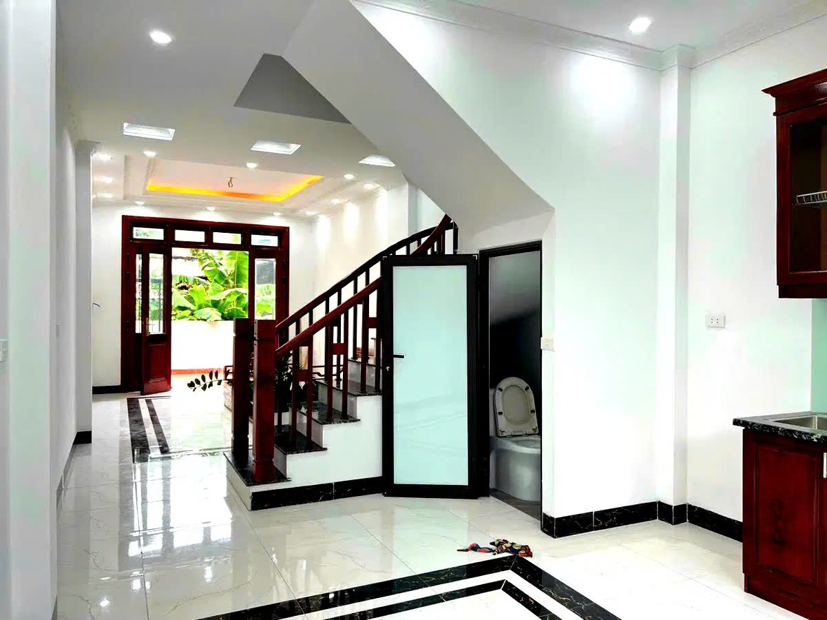 BÁN NHÀ MỚI PHỐ NGUYỄN VĂN LINH- LONG BIÊN,60M2, 5 TẦNG,6.1 TỶ. 4