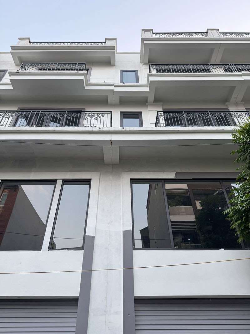 Cần bán Shophouse Metropolitan - DT 67,5m2, hai mặt đường, sau có vườn hoa nhỏ 6