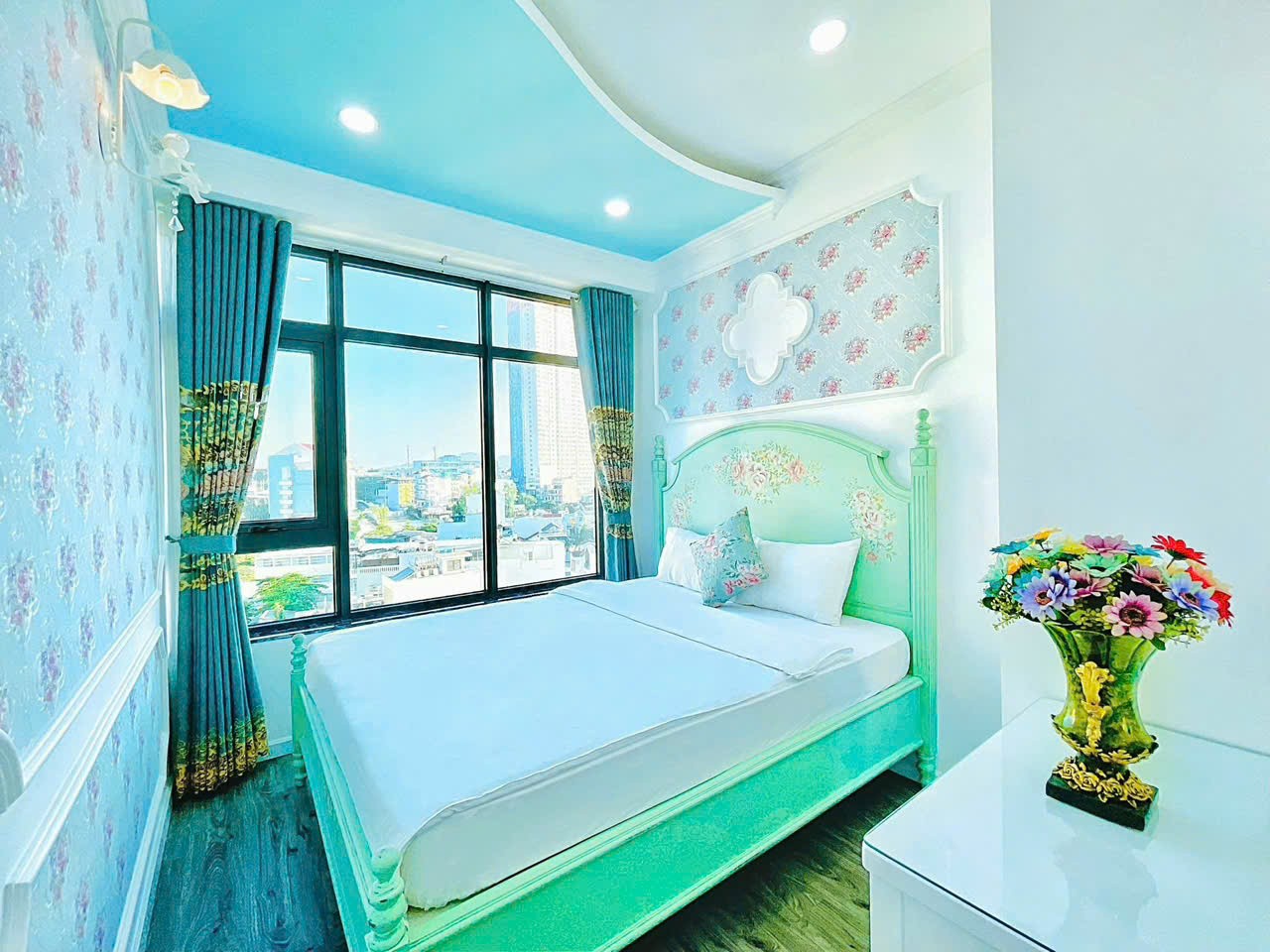 CHO THUÊ CĂN HỘ 2PN FULL NỘI THẤT, VIEW ĐÔNG NAM, MƯỜNG THANH VIỄN TRIỀU 6