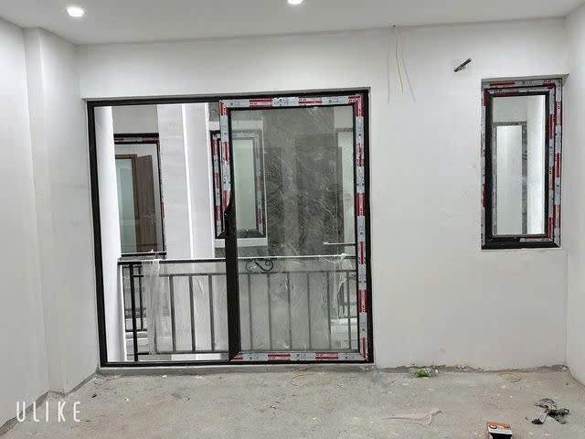 BÁN NHÀ PHỐ NGỌC THỤY,30M2 5 TẦNG, MẶT TIỀN 4M,5.7 TỶ.LONG BIÊN.