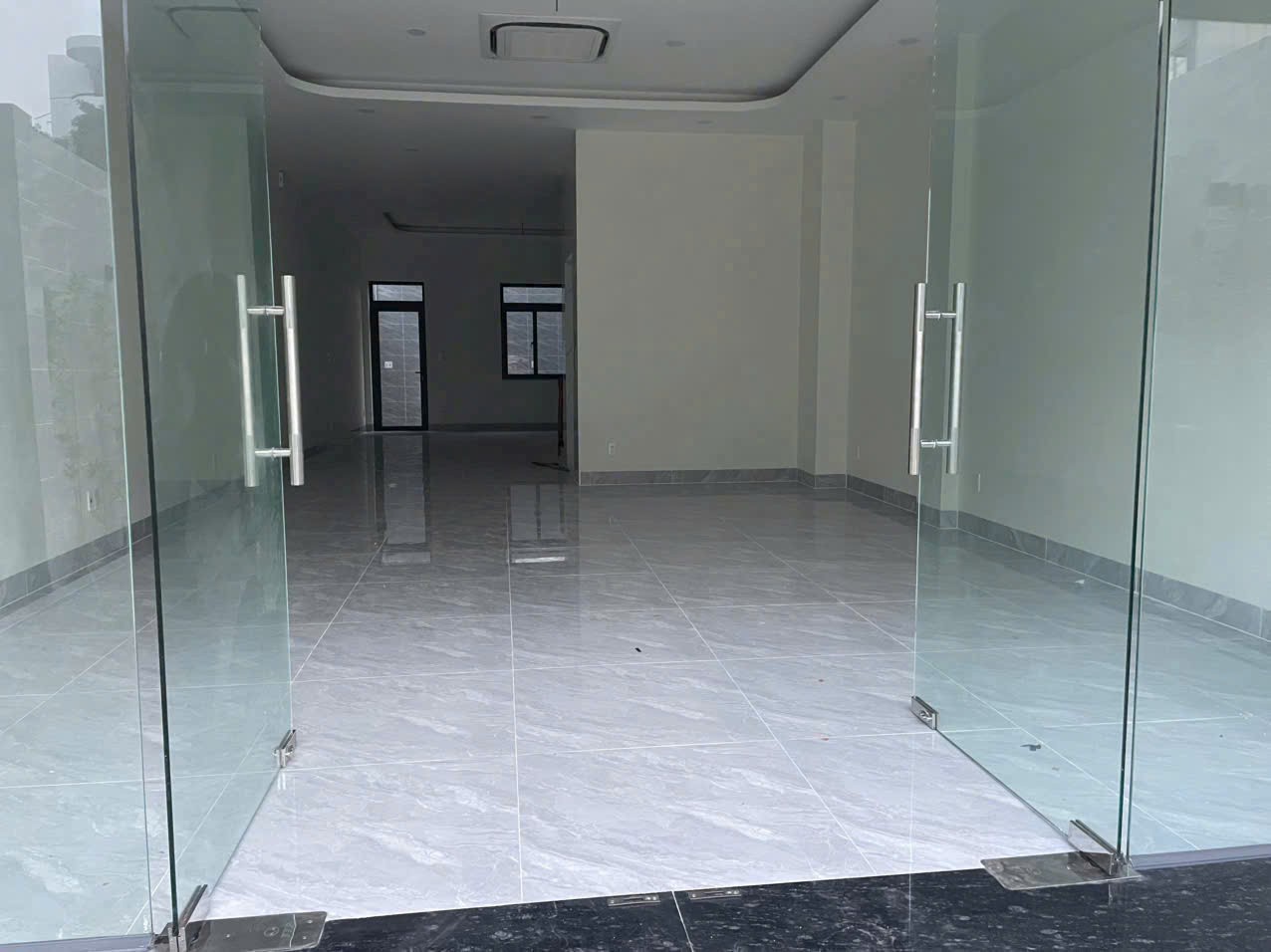 Cho thuê Nhà mặt tiền Phường Phước Long B, Quận 9, Diện tích 150m², Giá 35 Triệu/tháng 3