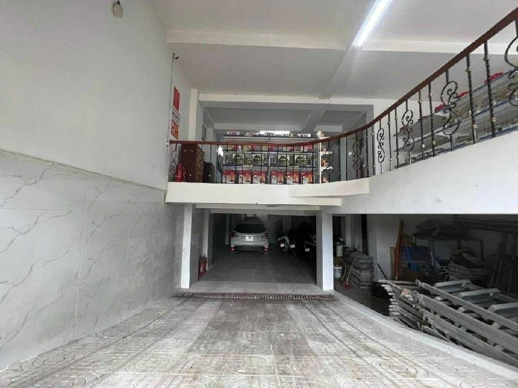 Liền kề Ngọc Thuỵ view vườn hoa, 140m x 7 tầng, MT 8m, vỉa hè rộng, đường trước nhà 10m 2