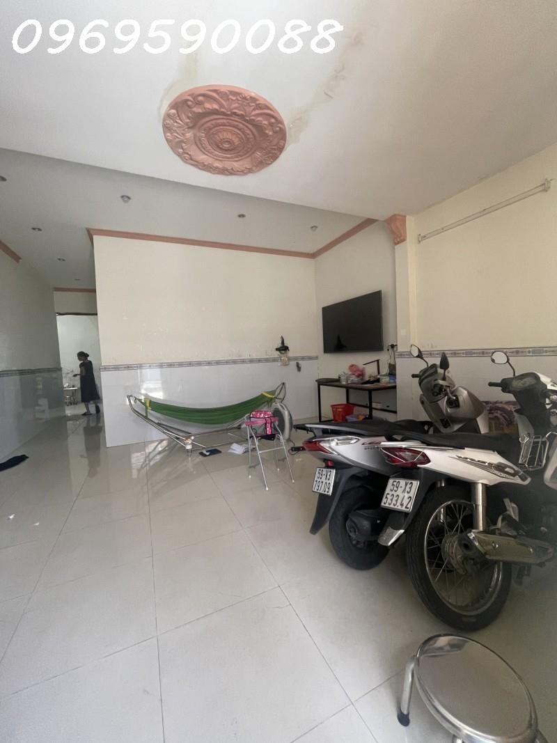 Nhá Dương Thiệu Tước giao Tân Kỳ Tân Quý 77m2 ngang 5.m nở hậu giá chỉ 5 tỷxx 2