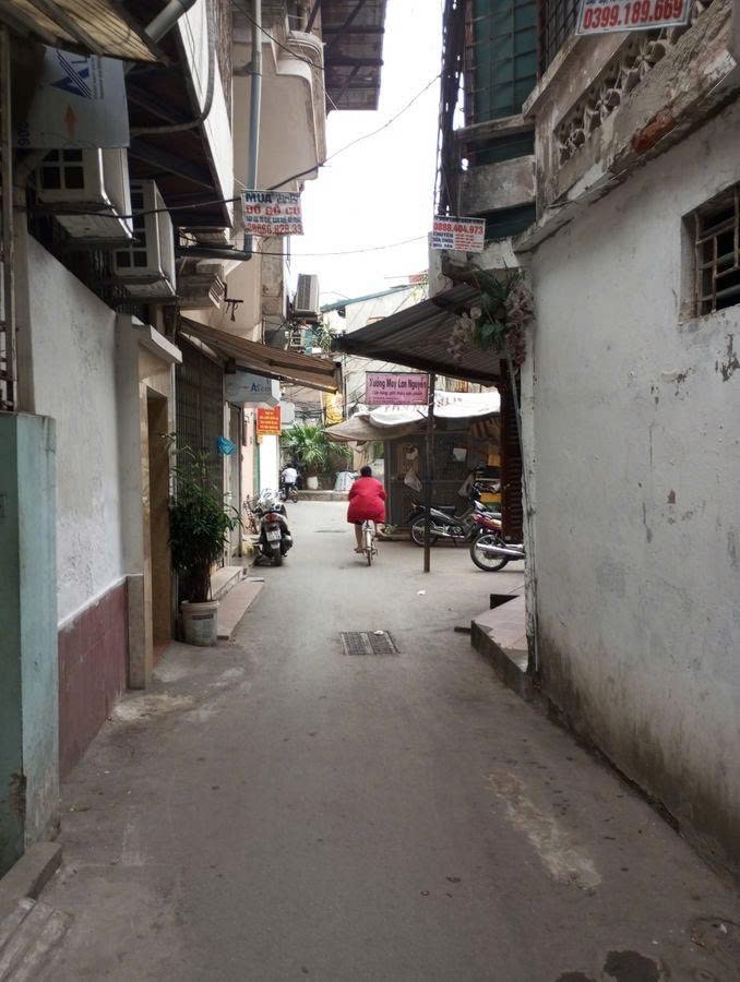 HẾT HÀNG!: GẦN PHỐ - NGÕ RỘNG - Ô TÔ. Bán nhà Đống Đa