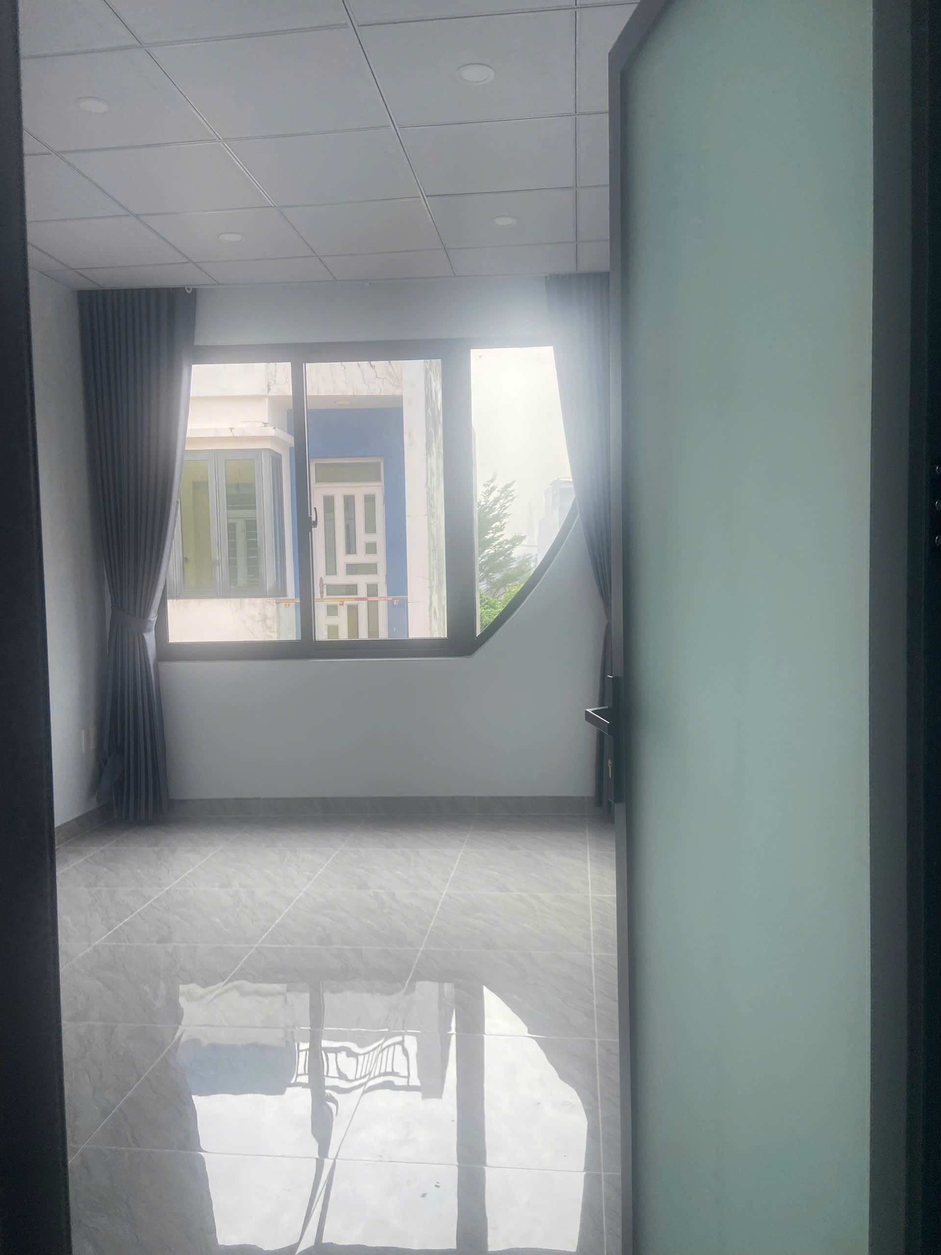 Cho thuê nhà mới xây HXT Đường số 9, Liền kề vạn Phúc city 3