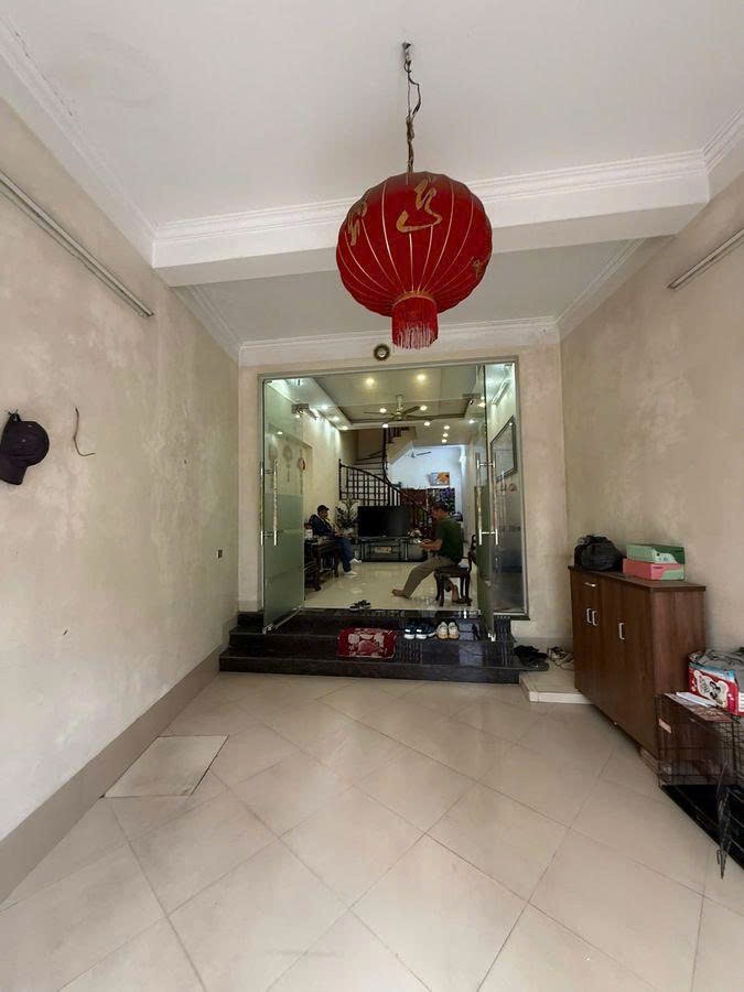 Hiếm nhà đẹp 5 tầng mặt phố Bà Triệu, 72m2, mặt tiền rộng 4m, vị trí đẹp, kinh doanh tốt, giá 23.5