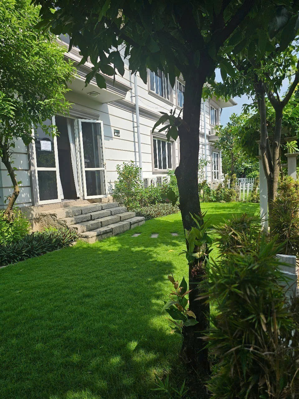 Cho thuê biệt thự Thủ Đức. Garden Home Quôc Lộ 13 liền kề Vạn Phúc City