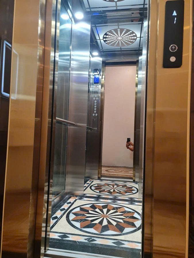 Hiếm nhà đẹp 5 tầng mặt phố Nguyễn Viết Xuân, 40m2, mặt tiền rộng 4m, thang máy, vị trí đẹp, kinh d