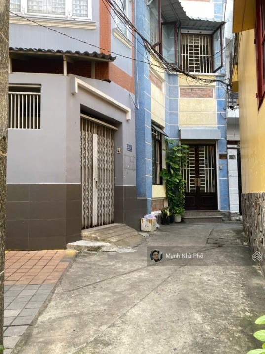 BÁN NHÀ HOÀNG HOA THÁM P5 PHÚ NHUẬN 4 TẦNG FULL NT 5PN 36m² 6.5T TL 5