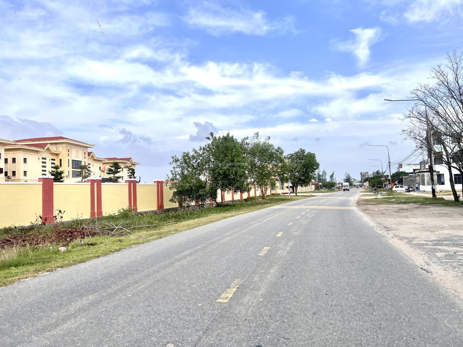 Đất Biệt Thự 200m2 - Đối Diện Trường Cảnh Sát - Đường Nhựa 17.5m