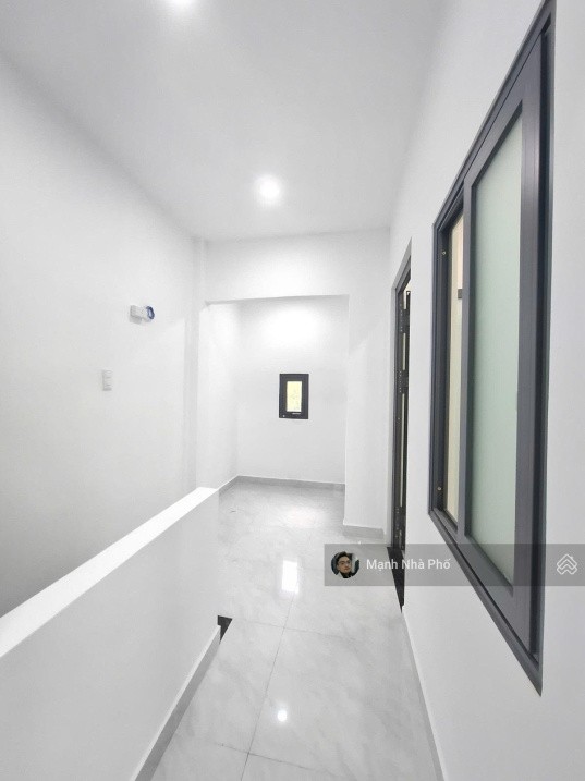 BÁN NHÀ NI SƯ HUỲNH LIÊN P.10 TÂN BÌNH 2 TẦNG 5 X 7 3PN 2WC GIÁ 4.25T TL 3