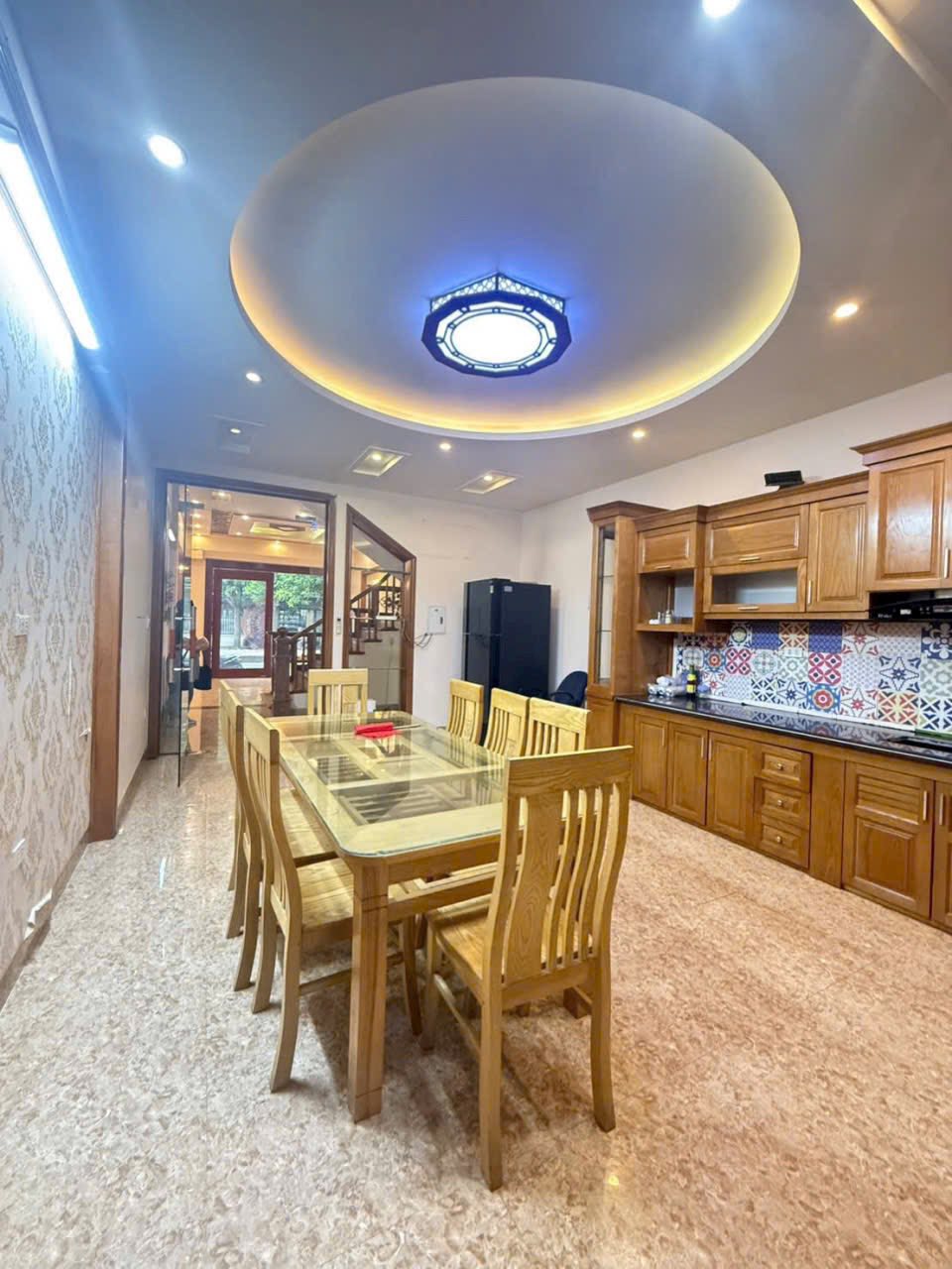 Bán căn nhà 4 tầng mặt đường đôi KĐT phía Tây, TP HD, 67.5m2, mt 4.5m, 4 ngủ, chỉ 5.x tỷ 14