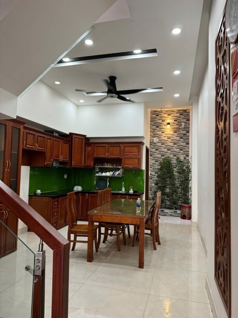 Bán nhà 4 tầng đường 182, Tăng Nhơn Phú A, Q.9, Hồ Chí Minh, diện tích 77m2, giá 7,95  tỷ, 4