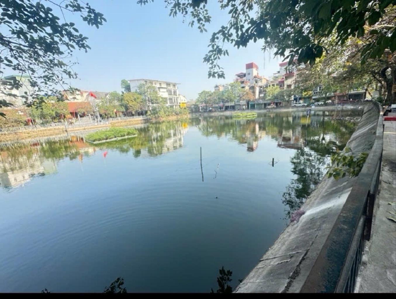 Duy nhất 1 căn dt rộng. Nhà ngõ 78 bồ đề. 45m x 5T chỉ 8t3 còn tl. LH 0936123469 4