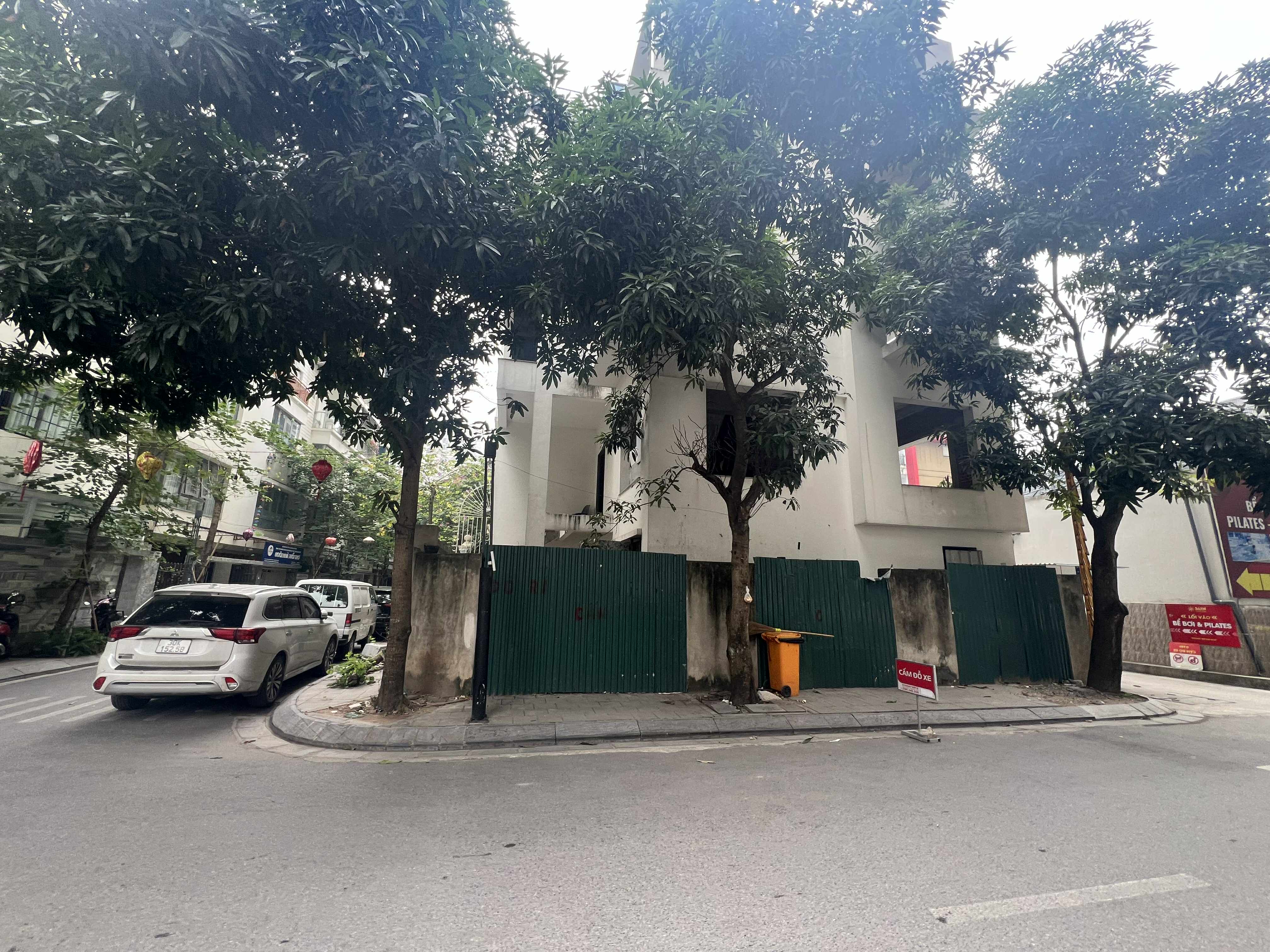 Cực Đẹp BT Ngụy Như Kon Tum Lô Góc 3 Mặt 5 Tầng 75 Tỷ Kinh Doanh Mặt Tiền 10M