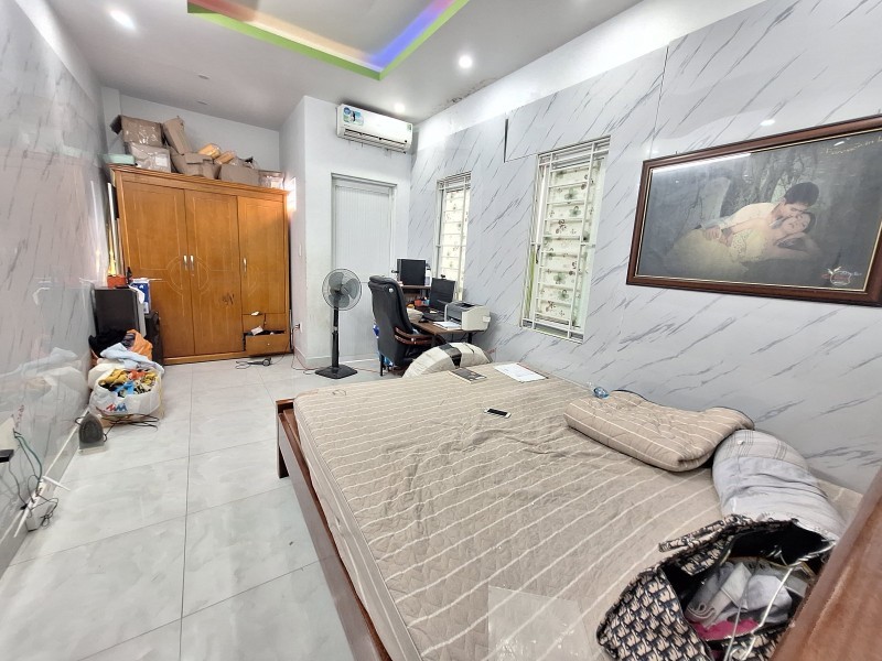 Bán nhà phố 3 tầng, 55m2, đường Số 9, Linh Tây, Thủ Đức, TP HCM. Giá chỉ 4,45 tỷ - Sổ Hồng chính 5