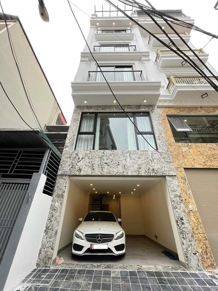 Nhà Hoài Đức 40M 5 Tầng, ô tô đỗ, kinh doanh giá nhỉnh 7 tỷ 2