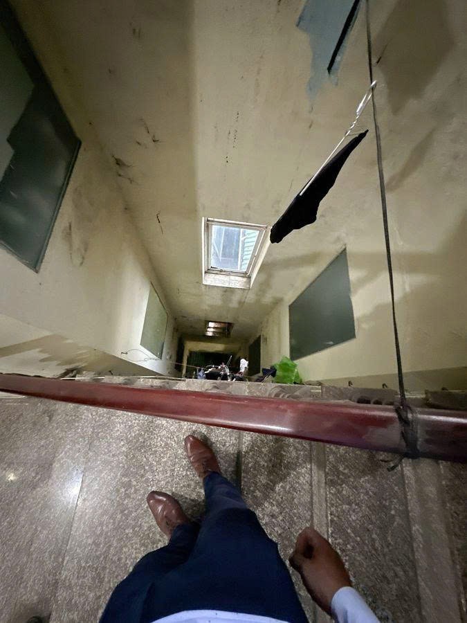 Hiếm nhà 5 tầng mặt phố lớn Quang Trung, 134m2, mặt tiền 4.3m, vị trí đẹp, kinh doanh sầm uất 2