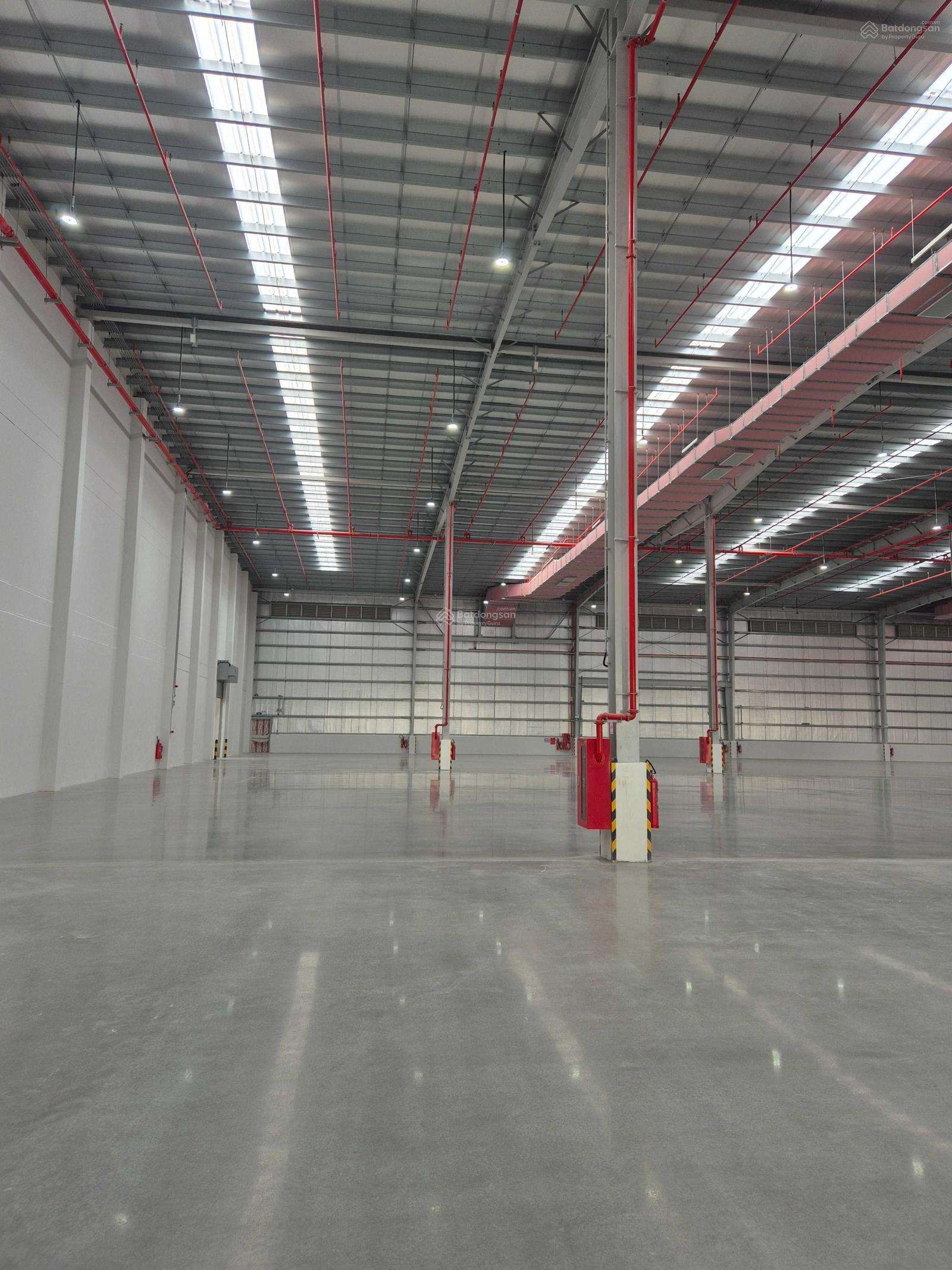 Cho thuê Kho - Nhà xưởng Xã Yên Lư, Yên Dũng, Diện tích 4500m², Giá Thương lượng 2