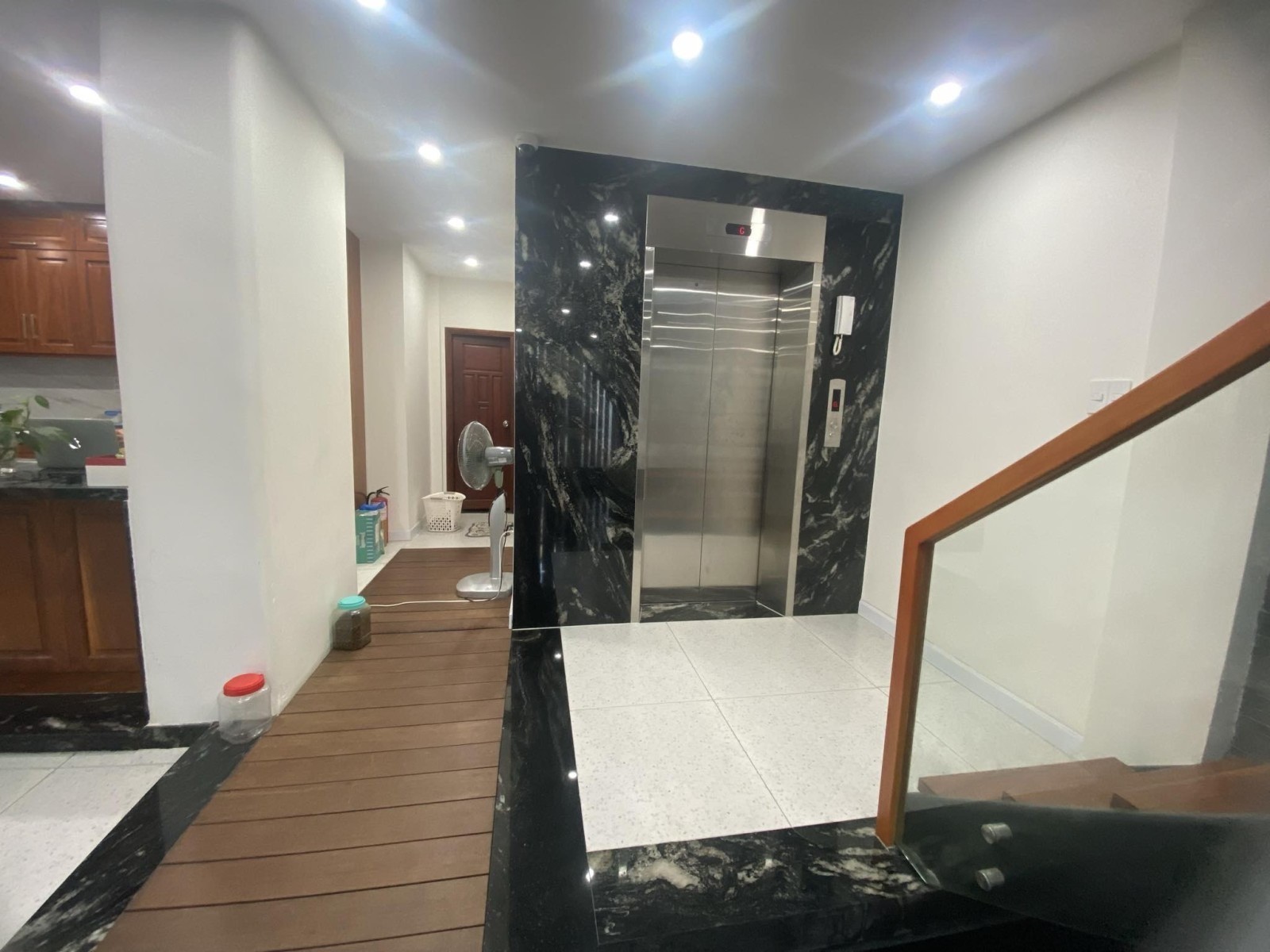 NHÀ ĐẸP NGANG 7.5M - THANG MÁY XỊN - HOÀNG VĂN THỤ - CHỈ 17.9 TỶ 5