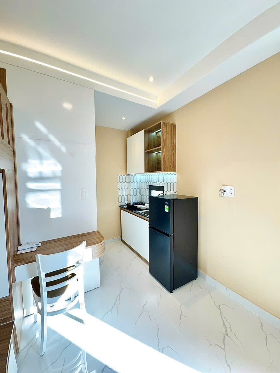 CHDV 6 TẦNG 40 PHÒNG + THANG MÁY & CÓ HẦM - ĐANG CHO THUÊ KHOÁN 2 TỶ/NĂM 2