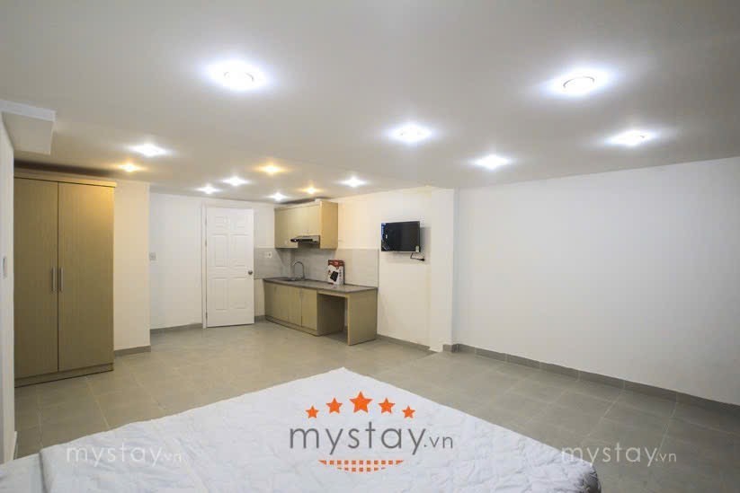 CHDV 6 TẦNG THANG MÁY PHÚ NHUẬN - 14 PHÒNG - 75m2 NỞ HẬU - DÒNG TIỀN 70TR/THÁNG 4