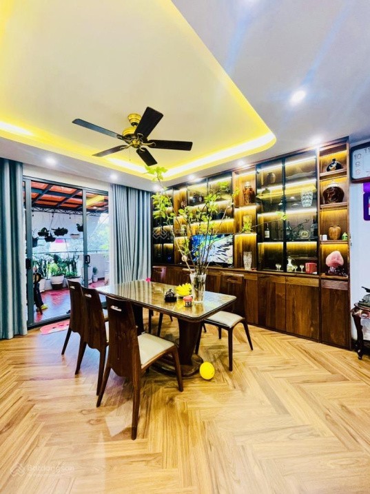 Bán nhà phố Duy Tân - Cầu Giấy 65m2 5 tầng - Ô tô KDVP cho thuê ở đều đẹp có thể lên tầng thang máy