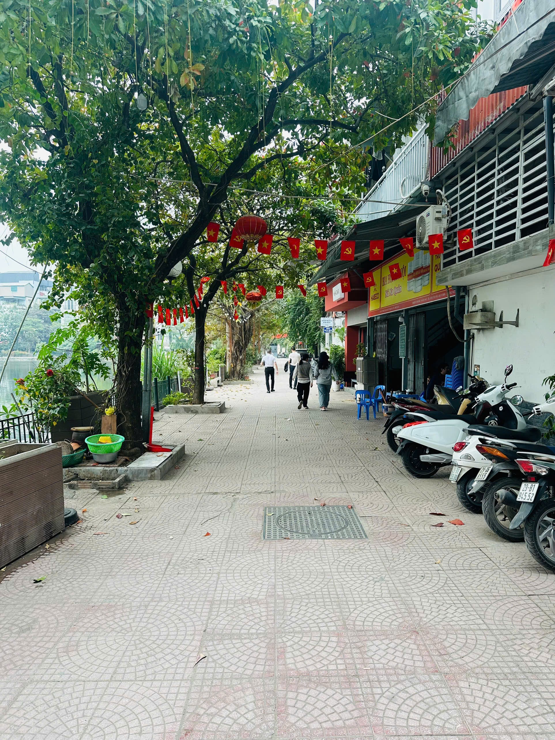 CHỈ 233 TRIỆU M CÓ NHÀ NGÕ 62 NGỌC HÀ 32.5M 5 TẦNG GẦN HỒ GIÁ 7.6 TỶ 0878168006