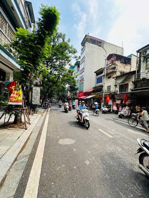 BÁN NHÀ NGÕ ĐỘI CẤN 75M 4 TẦNG MT 6.2M Ở LUÔN GẦN PHỐ GIÁ 18.8 TỶ 0878168006