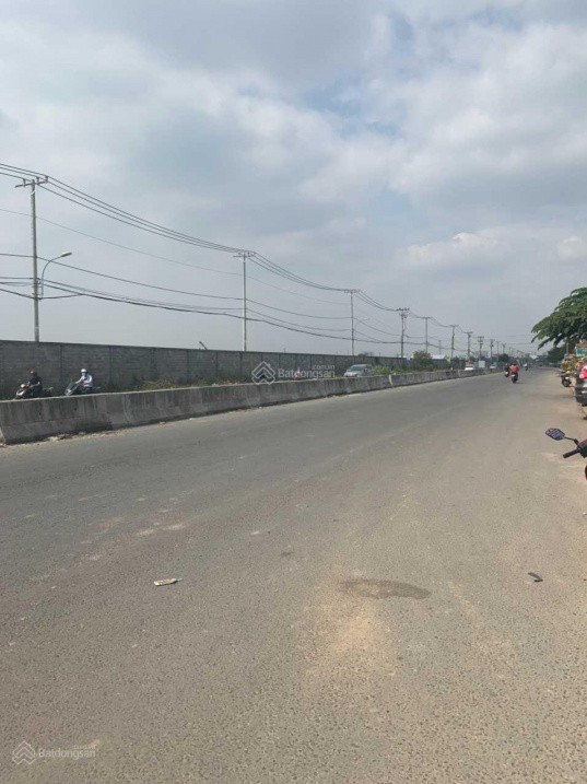 Bán nhanh lô đất hàng hiếm đường Đỗ Xuân Hợp, đối diện The Global City vị trí đẹp giá bán 136tr/m2 3