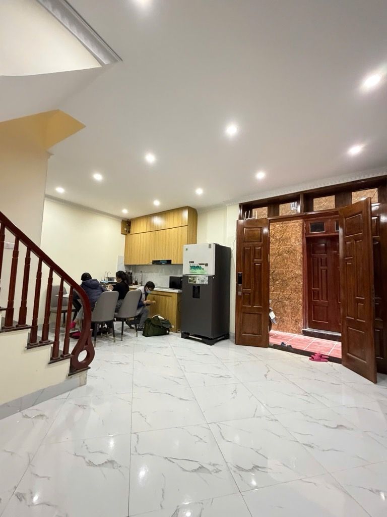 Hiếm ! hơn 9 tỷ nhà mới ngõ 239 Bồ Đề full nội thất 35m x 6T thang máy ở luôn. 5