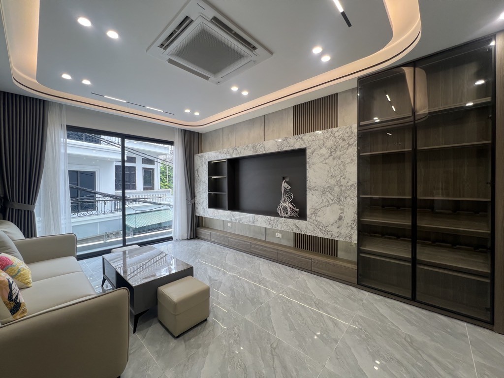 Bán nhà ngõ 135 Bồ Đề 58m x 6T gara thang máy kinh doanh nhỏ, giá đầu tư. 4