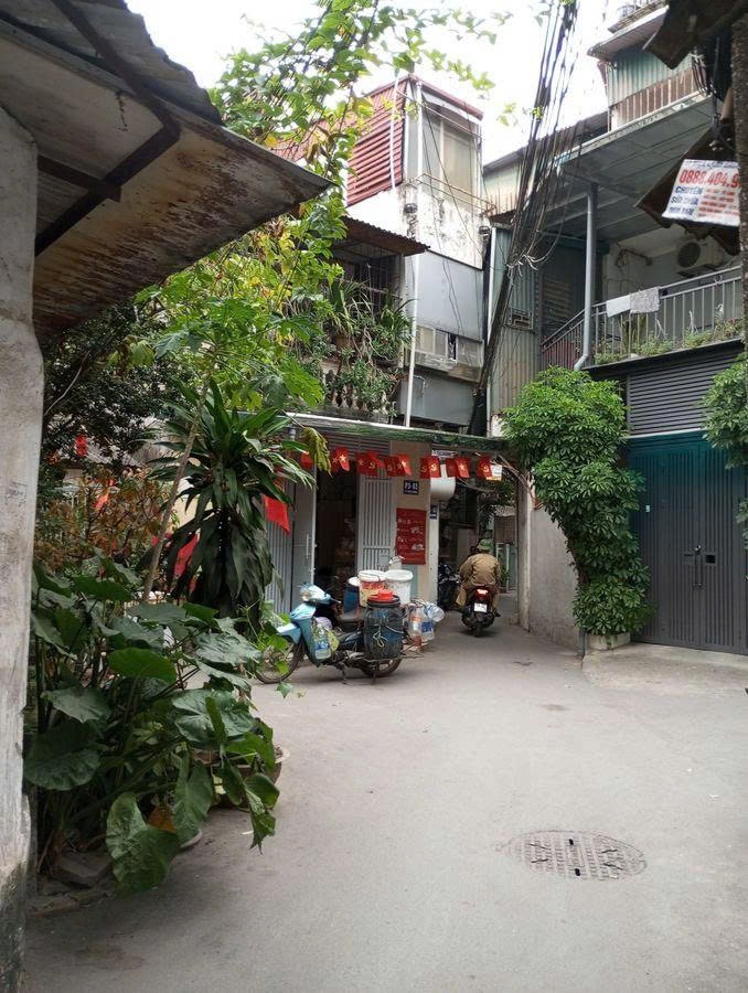 HẾT HÀNG!: GẦN PHỐ - NGÕ RỘNG - Ô TÔ. Bán nhà Đống Đa 3