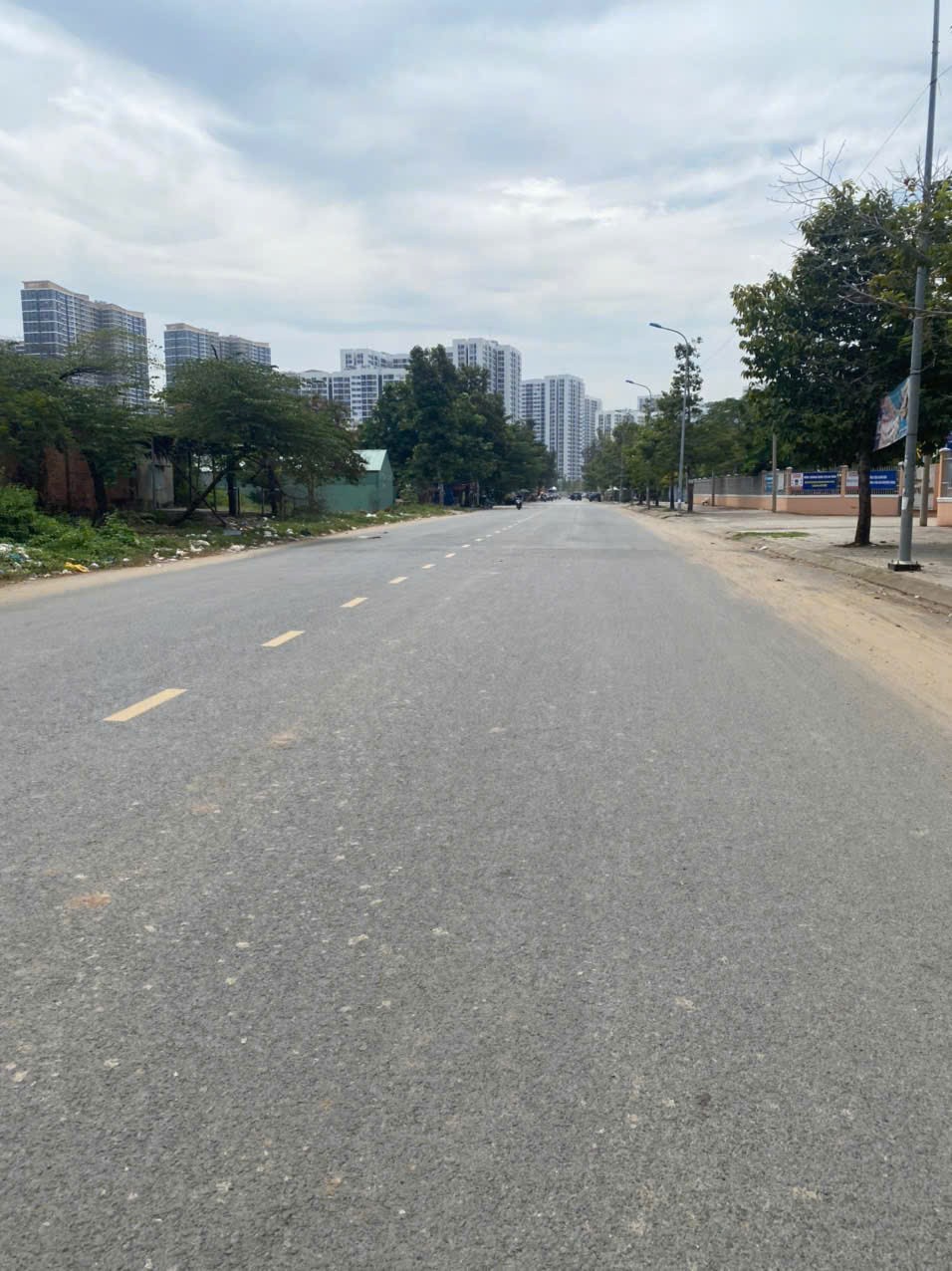 Cần bán Đất đường 8A, Phường Long Bình, Diện tích 140m², Giá Thương lượng 2