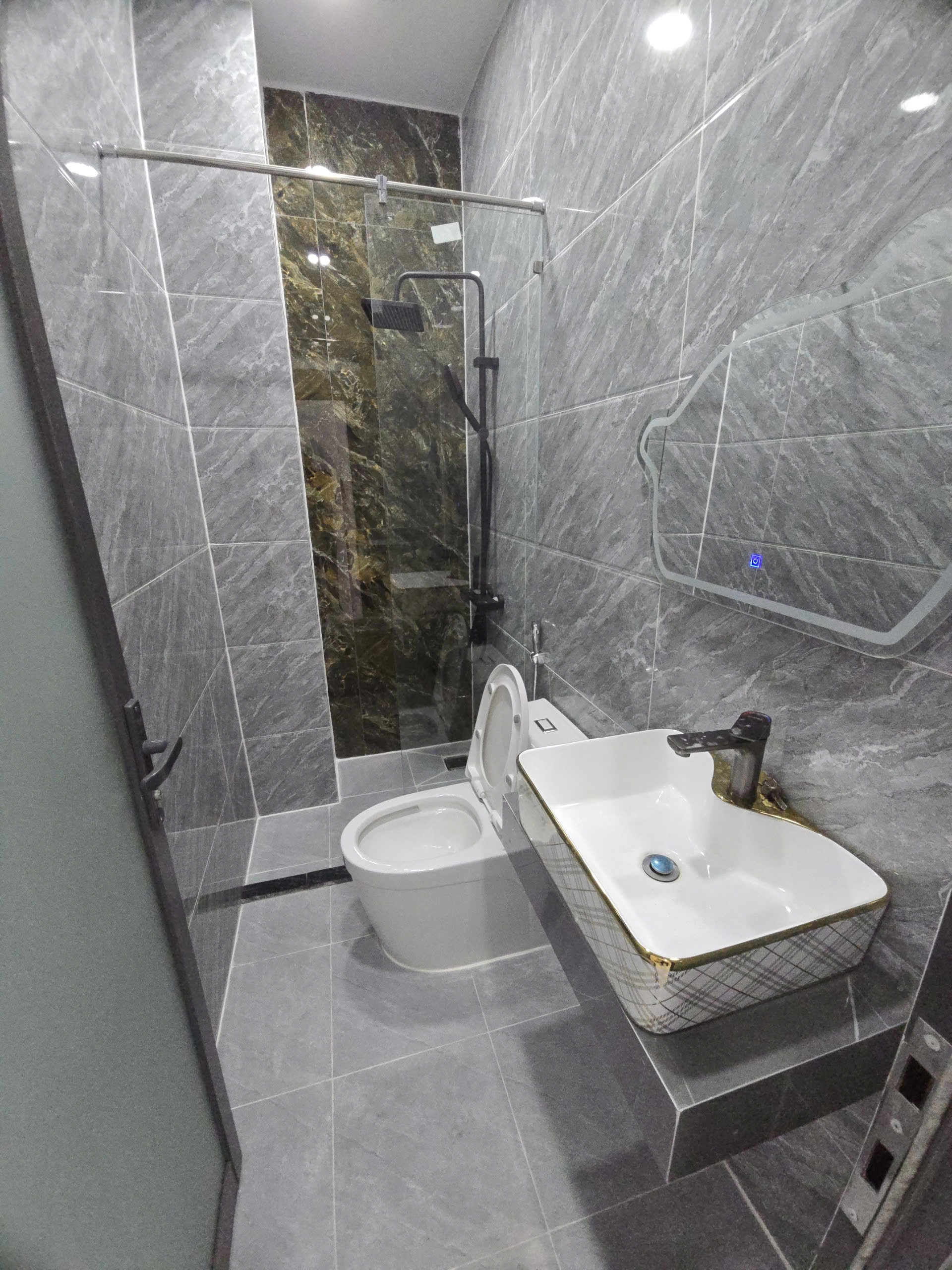 LÊ VĂN QUỚI HXH 4M - 56M2 - 4 TẦNG NỘI THẤT CAO CẤP CHỈ 7.1 TỶ 3