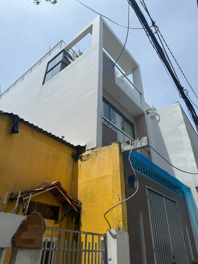 NHÀ C4 66M2 SHR VUÔNG VỨC TIỆN XÂY MỚI GIÁP Q11 - CHỈ 5.6 TỶ 2