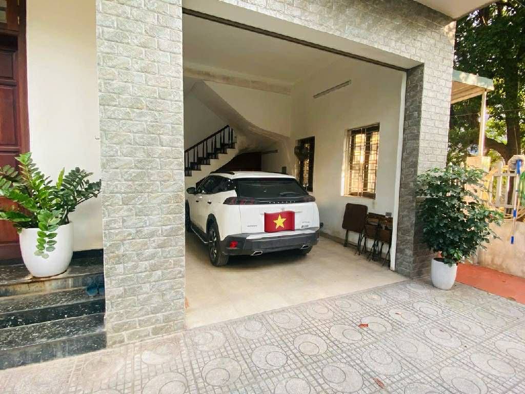 biệt thự sân vườn Long Biên, gần hồ điều hòa, diện tích 152m, mặt tiền 11m, full thổ cư 3