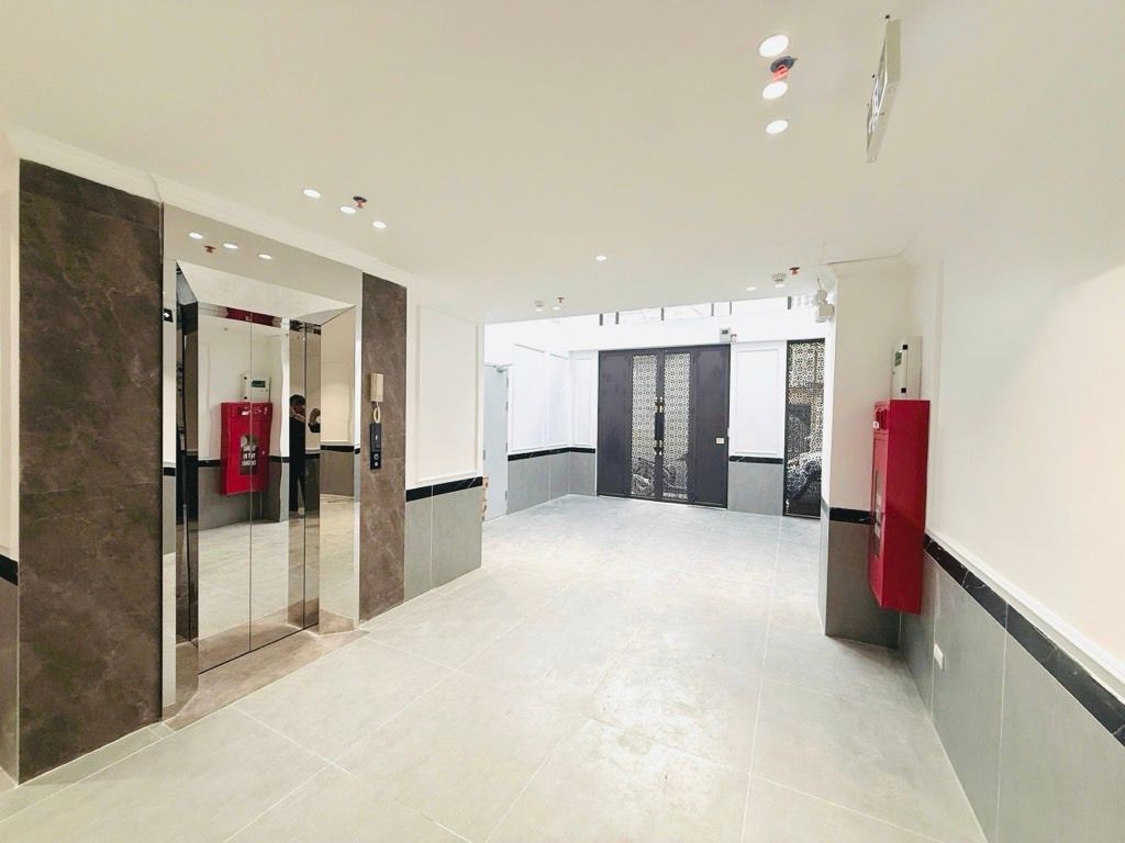 Cần bán Nhà mặt tiền đường Yên Duyên, Phường Yên Sở, Diện tích 75m², Giá 18.9 Tỷ 2