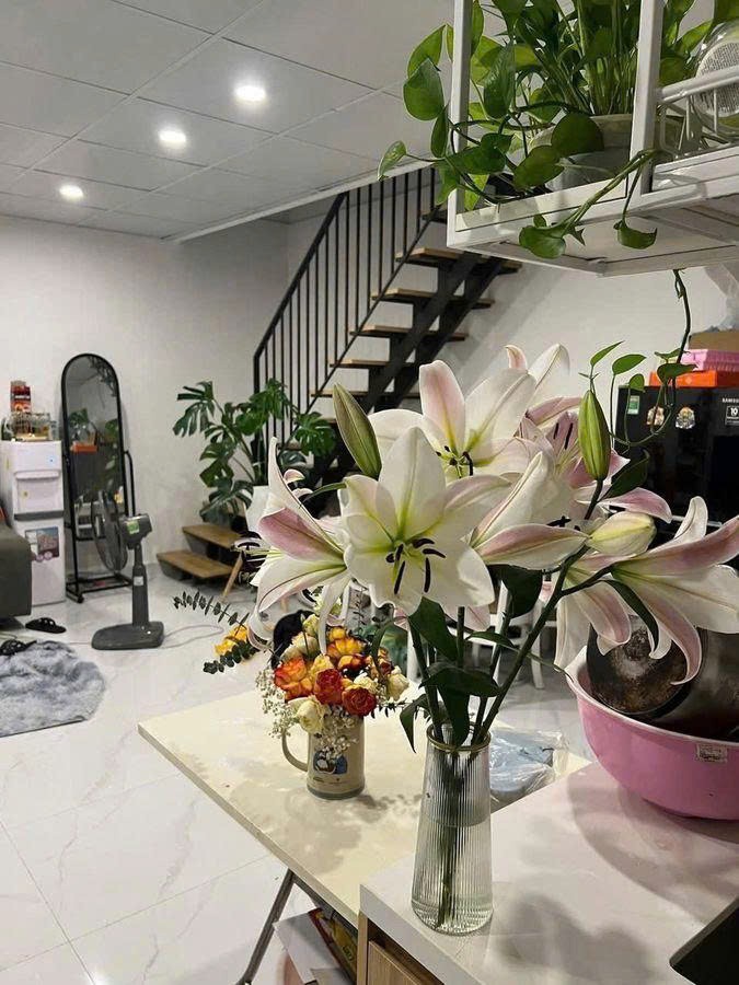 : NHÀ ĐẸP MỚI - SÂN Ô TÔ - GẦN CHỢ HÀ ĐÔNG. Bán nhà Nguyễn Trãi, Hà Đông.