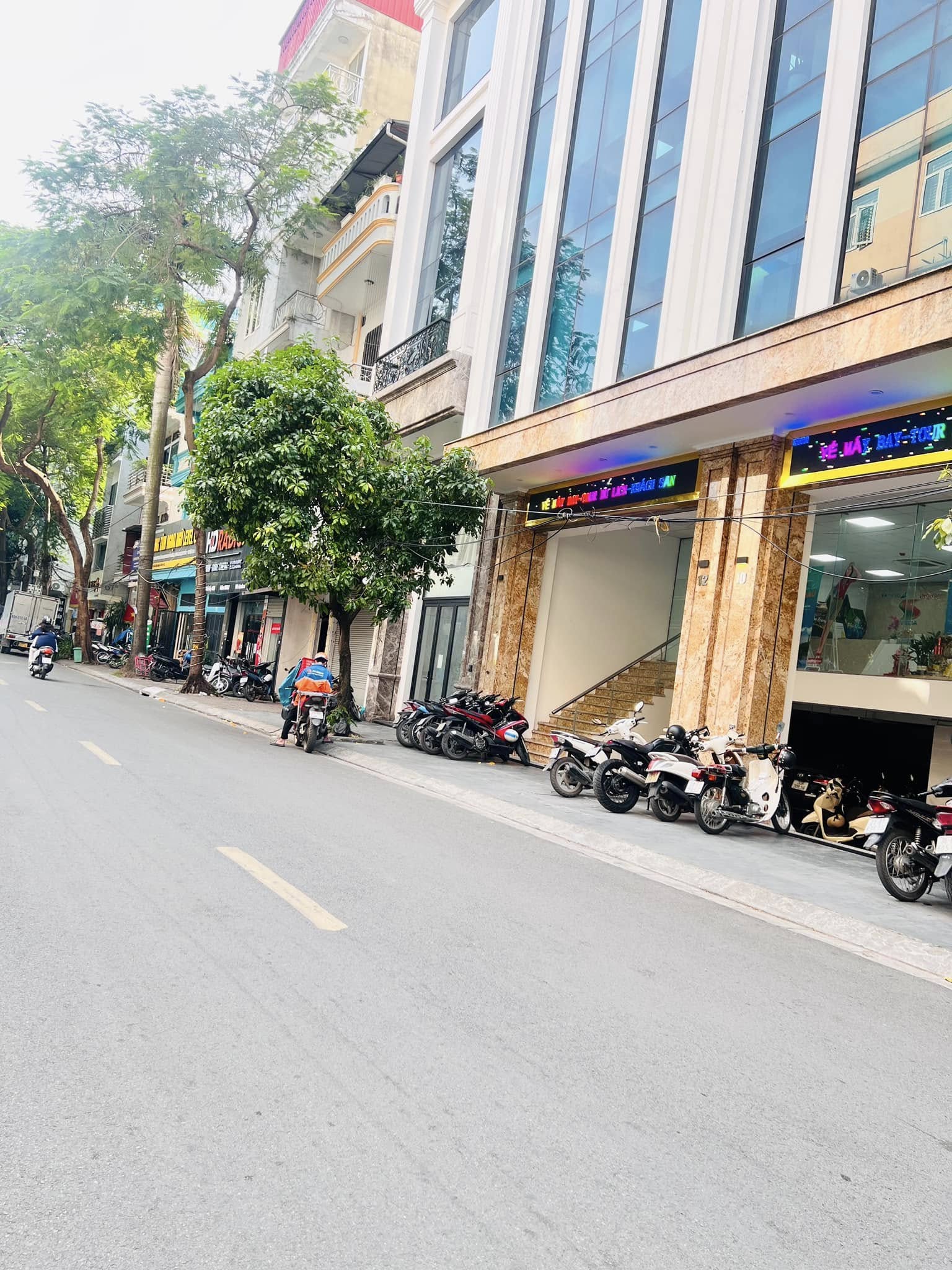 Mỗ Lao, phân lô ô tô tránh, hoạt động đông đúc, 62m, 5 tầng, mt 4.5m, 25 tỷ