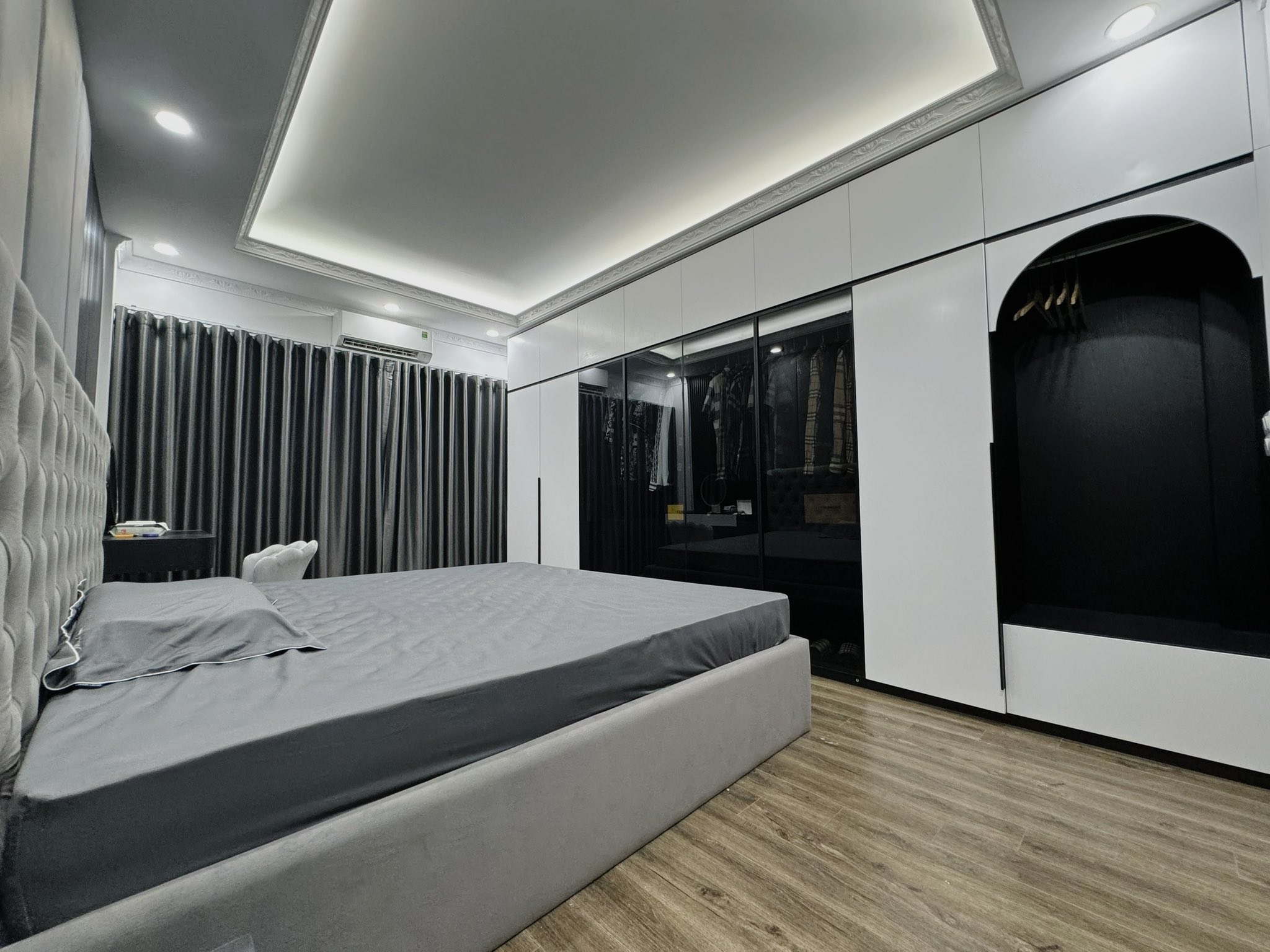 VIP TRẦN PHÚ- HÀ ĐÔNG- VÀI BƯỚC CHÂN RA MẶT PHỐ- NHỈNH 8 TỶ 2