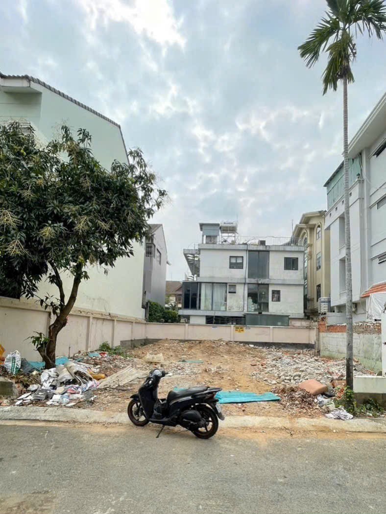 Bán đất Biệt Thự Khu Tân Quy Đông Quận 7. Dt 14,6x16m view công viên 2