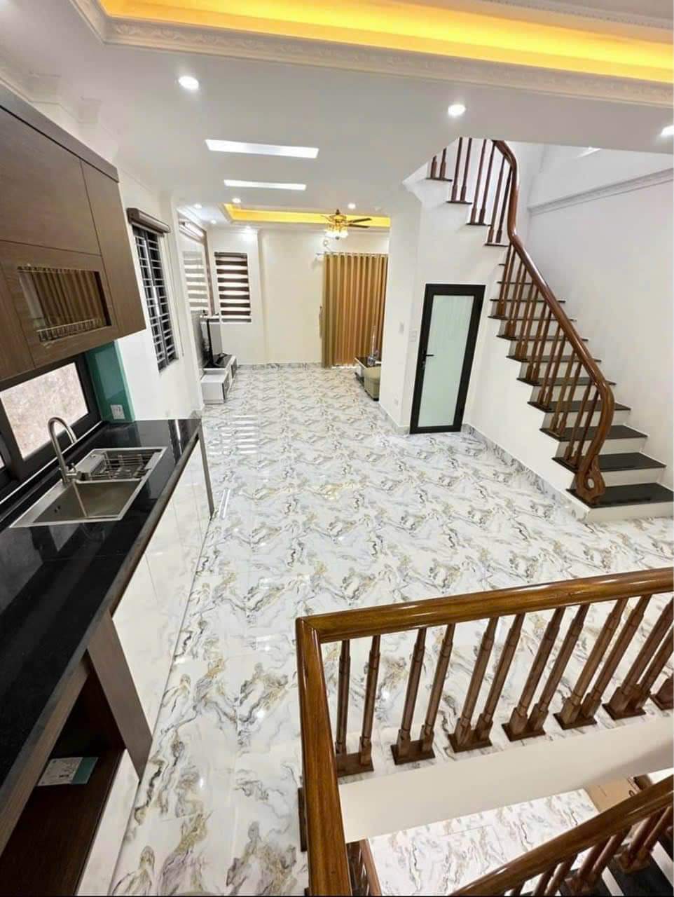 Bán nhà Lại Yên, Hoài Đức 40M 4 Tầng 4 ngủ, Gara ô tô đỗ, 2 mặt thoáng, giá 5.9 tỷ 5