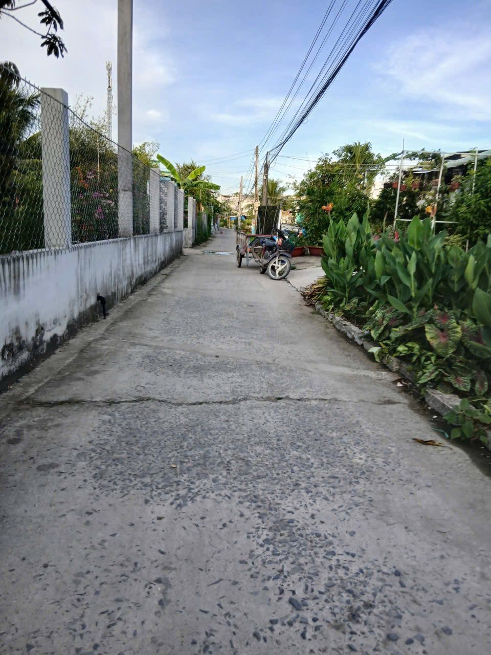 Bán nhà cấp 4 mới xây ở xã Phước Lợi , Bến Lức tdt 224m2 ( có 100m2 thổ) 2pn, 1wc giá 2,5 tỷ 2