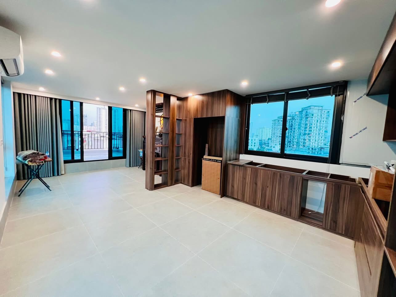 Phân lô Cầu Giấy, Trung Yên, ô tô tránh kinh doanh, 100m, 38 Tỷ 4