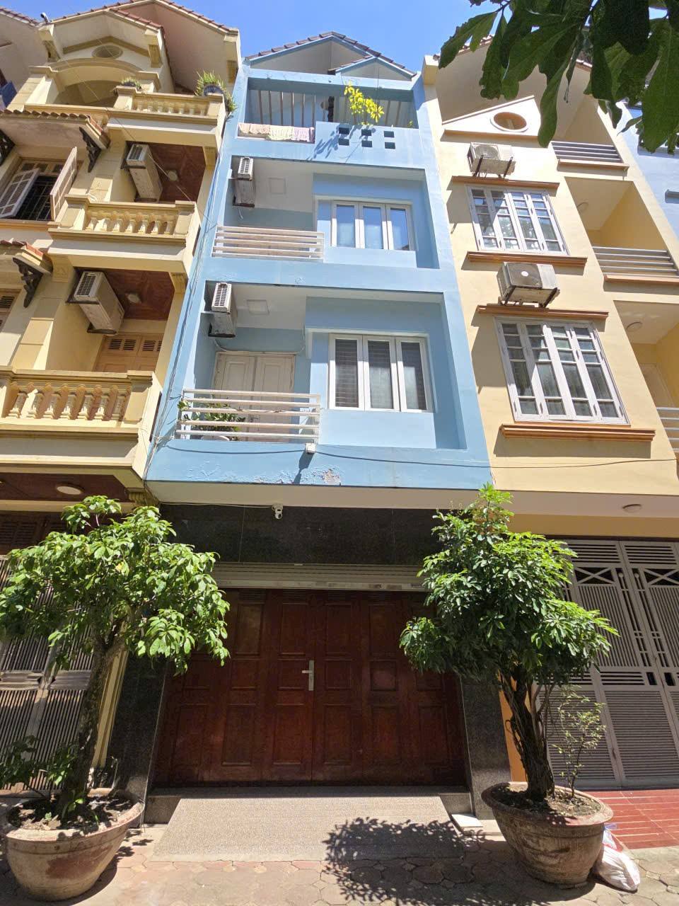 Thái Hà xe con tránh, 107m, 5 tầng. 29 tỷ, Gần ngay mặt phố