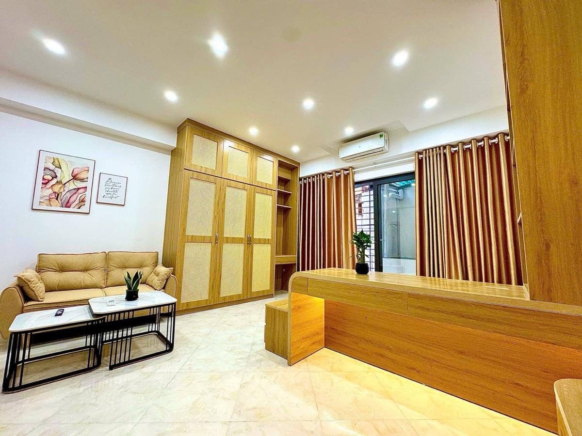 Apartment Ngã Tư Sở 210Tr/th 150M2 42 Tỷ - Ô TÔ Đỗ Cửa -30M Thẳng Ra Phố 3