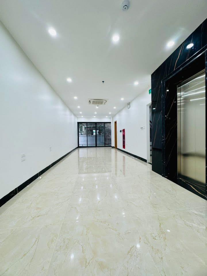10 Tầng Mặt Phố giảng võ Đối Diện Vingroup 90 Tỷ 2 Mặt Trước Sau 2